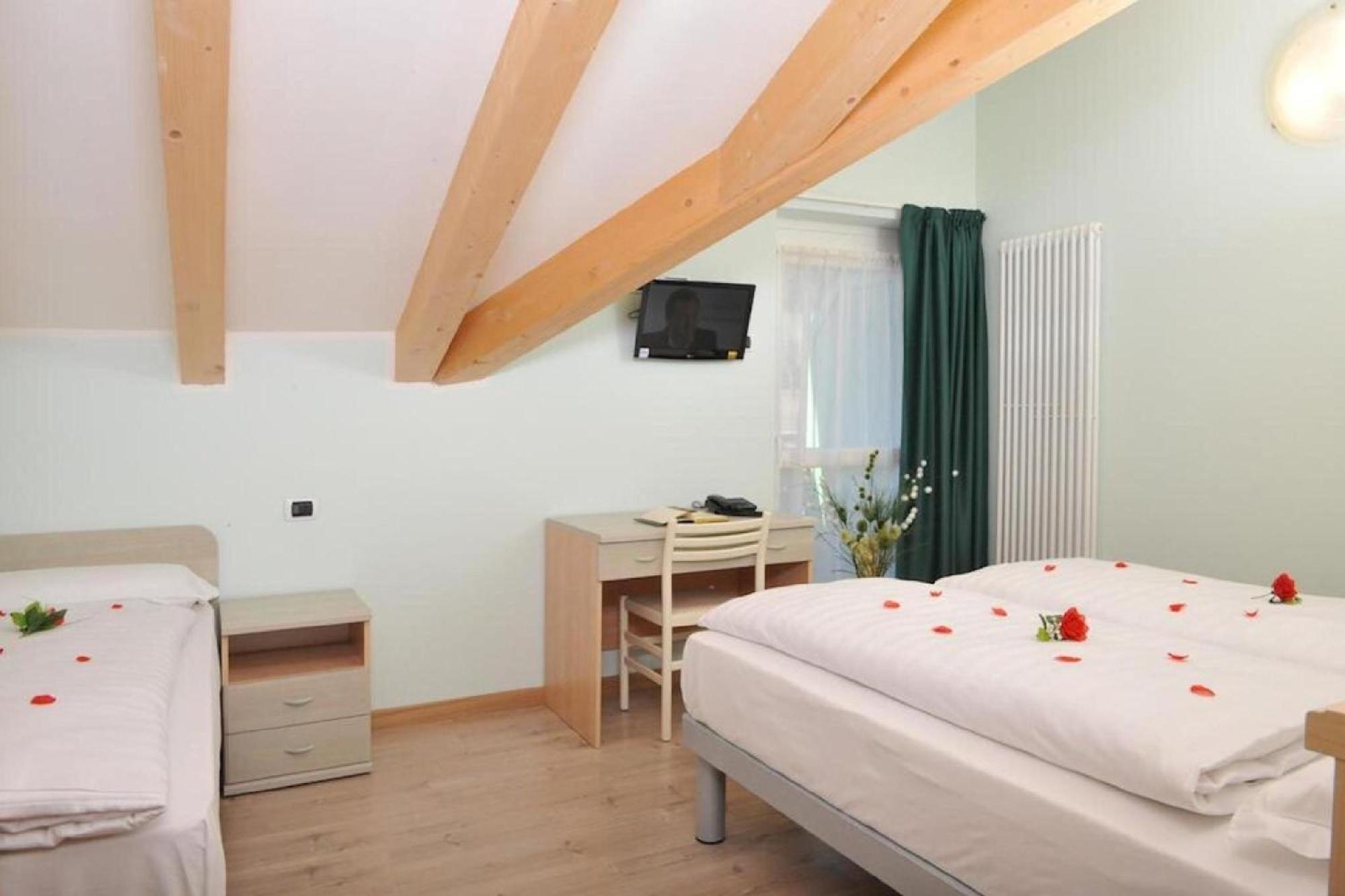 Hotel Garni Maria Monclassico Luaran gambar