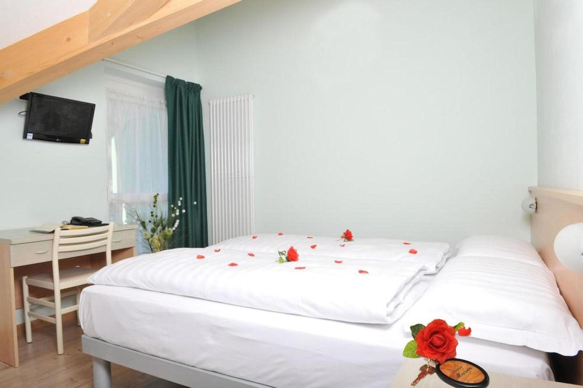 Hotel Garni Maria Monclassico Luaran gambar